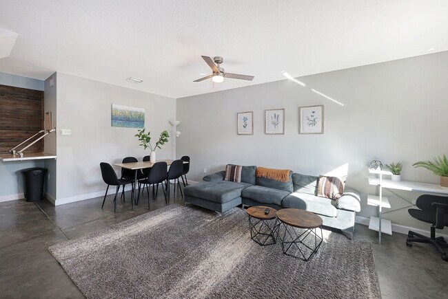 Photo - 1007 N East Ave