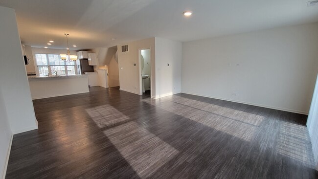 Photo - 186 Goldenrod Dr