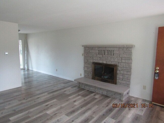 Photo - 2417-2419 Happy Valley Dr Unit 2419 Happy Valley Rd.