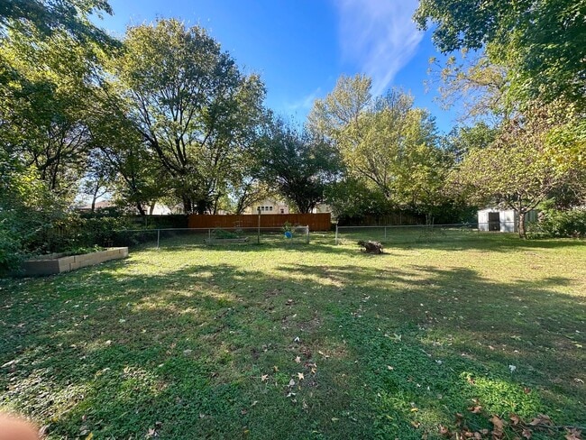 Photo - Great Location! 2-Bed, 1-Bath Home with La...