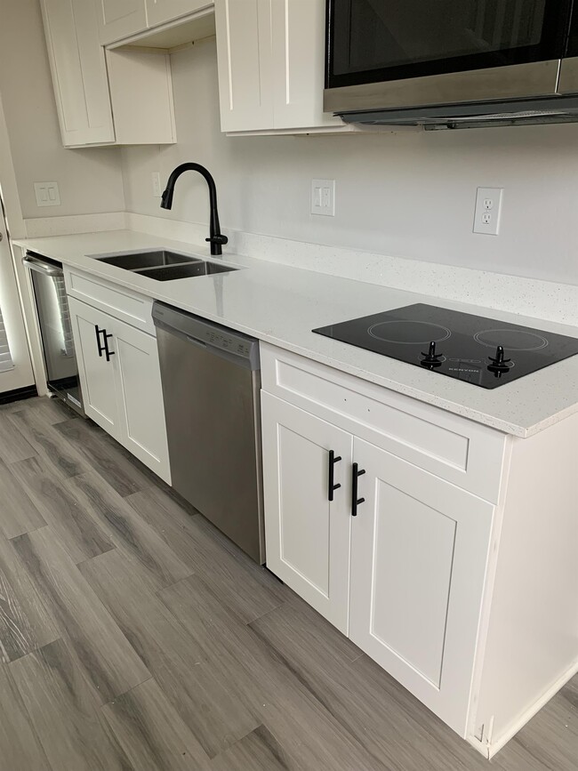 Photo - 1122 E Roosevelt St