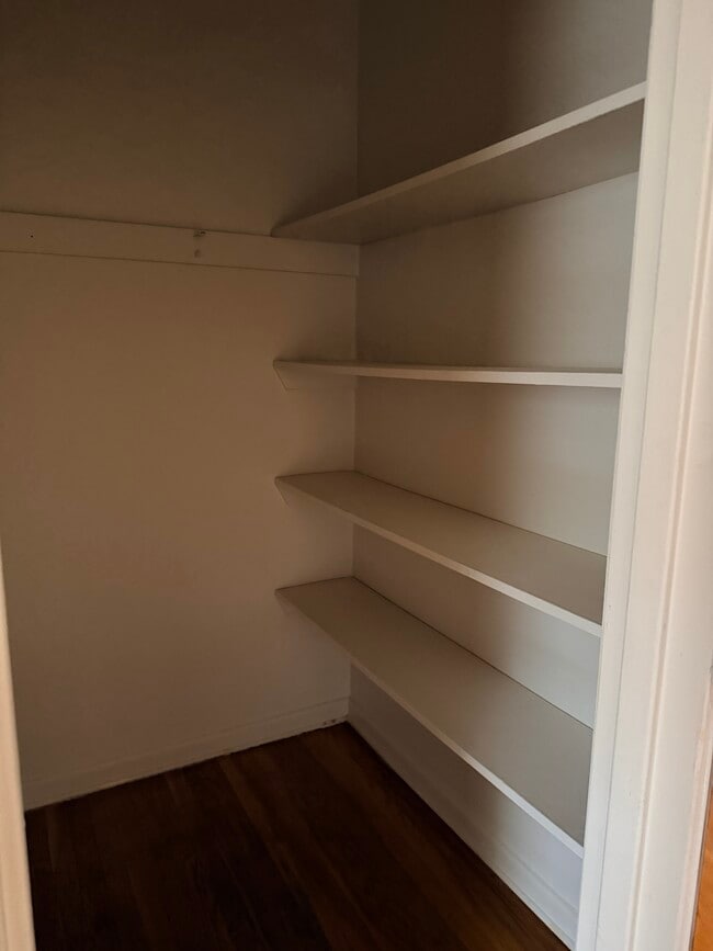 Walk-in closet
