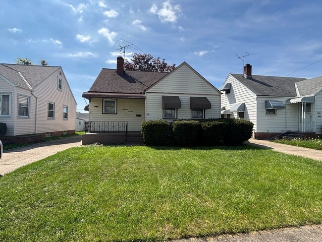 Building Photo - 4670 E 90th St