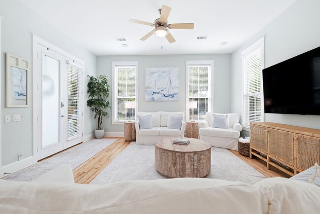 Photo - 34 N Ryan St Unit SI ID1514903P