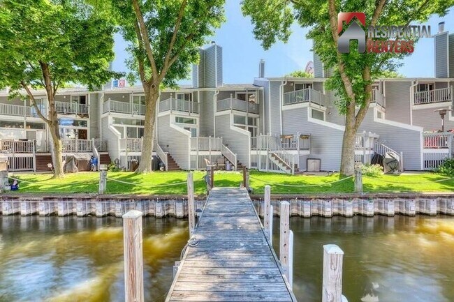 Photo - 1111 N Edison St Condo Unit 2