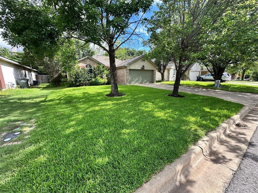 Photo - 1217 Nightshade Ln