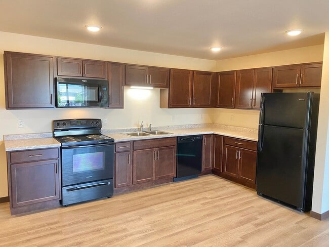 Photo - Willow Estates Apartment Community