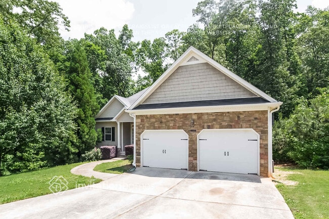Photo - 229 Meadow Point