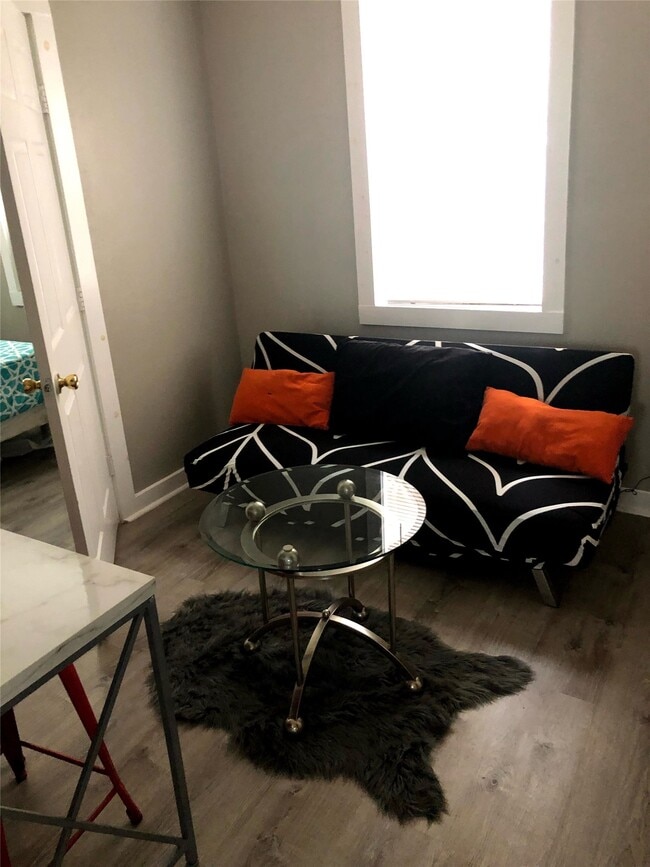 Photo - 5313 Avenue K