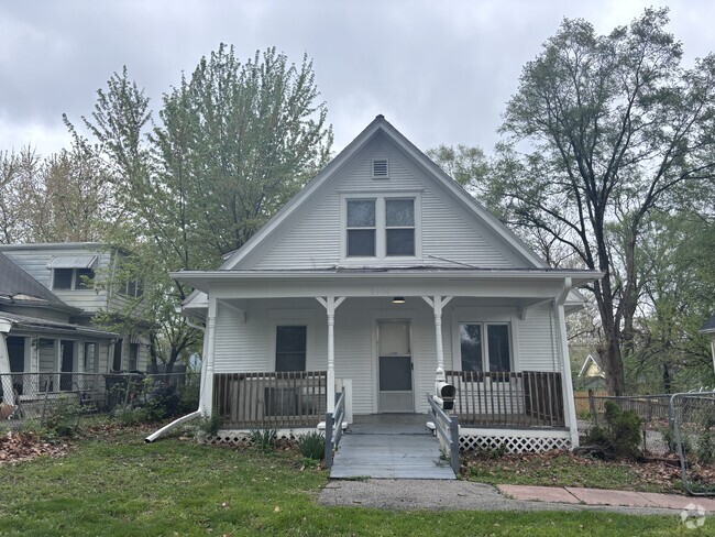 Building Photo - 2904 Crown Point Ave Rental
