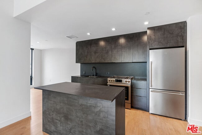 Photo - 10700 Tabor St Unit PH22