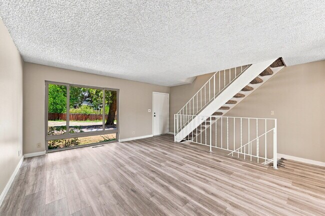 $2,340.95, 2 Beds - 3 Bath, Single Family Home in Littleton with Brand New Appliances!
