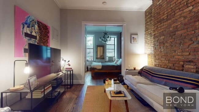 Photo - 246 Mott St Apartment Unit 5