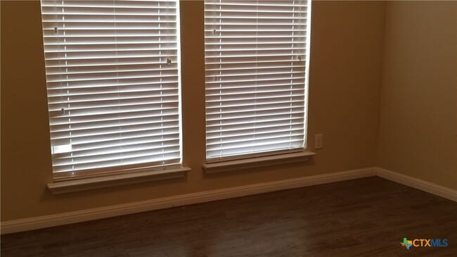 Photo - 2661 Lonesome Creek Trail