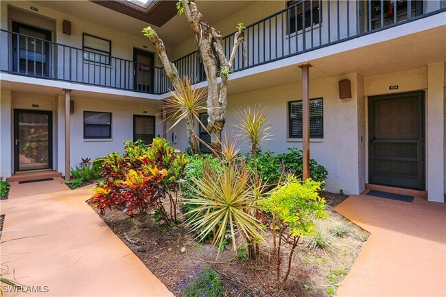 Building Photo - 1765 Courtyard Way Unit C-104
