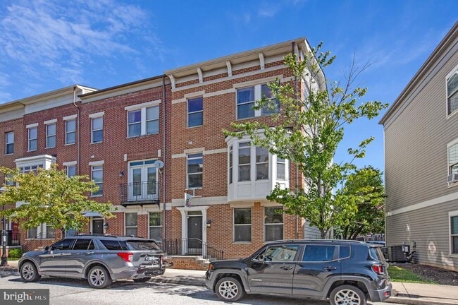 125 S High St