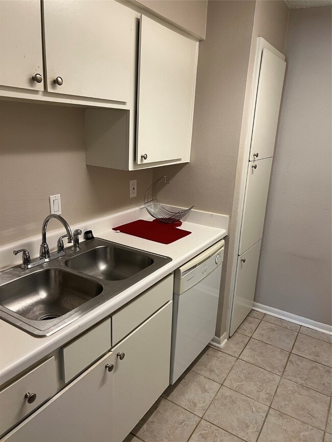 Photo - 1900 Bay Area Blvd Unit 243