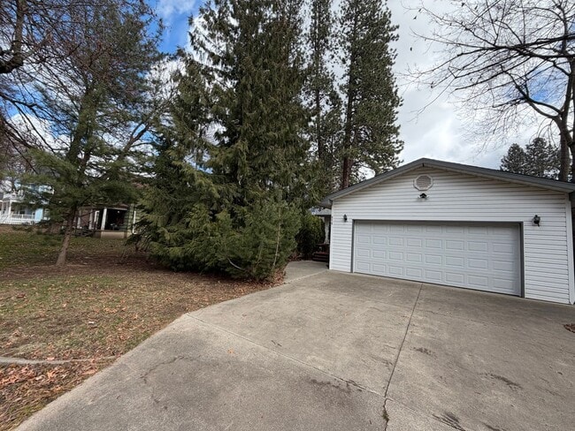 Photo - Downtown Coeur d'Alene Rancher