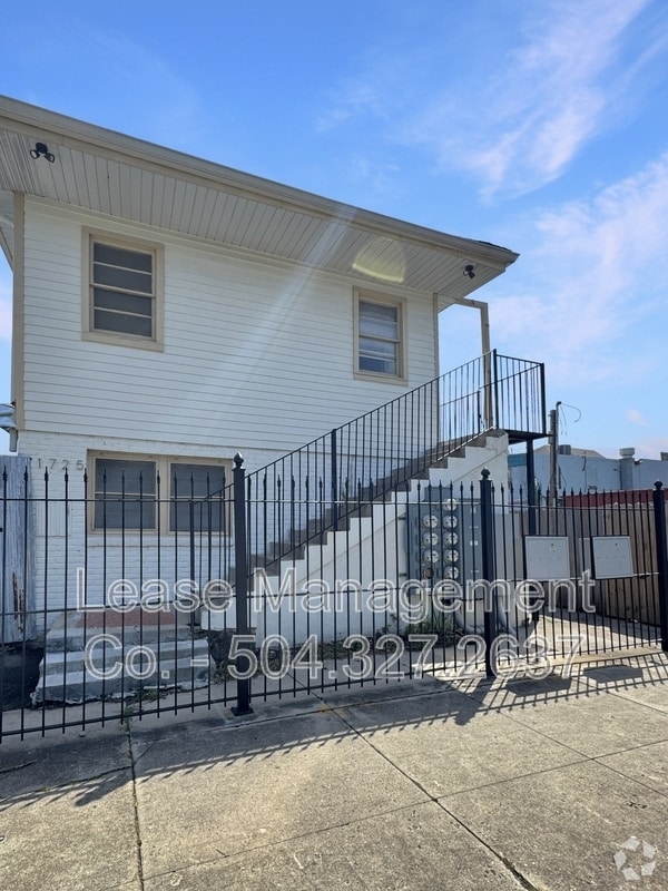Building Photo - 1725 Dumaine St Rental