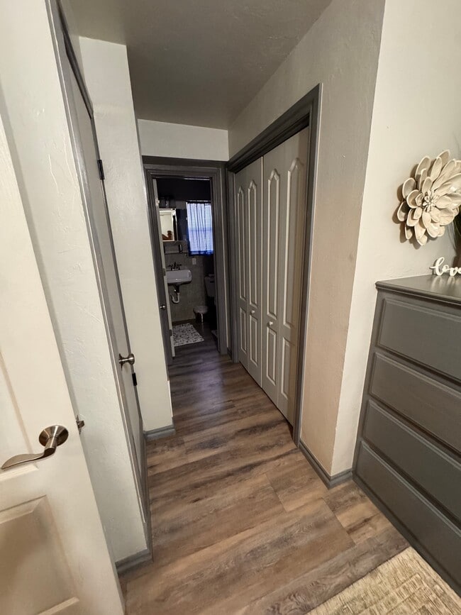 Photo - 1207 W Gore Blvd Unit 6