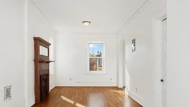 Photo - 870 Prospect Pl Unidad 2