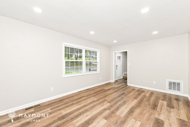 6218 Sweetgum Trail