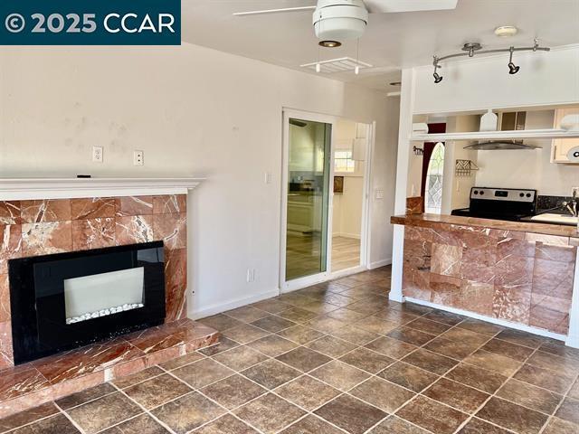 Photo - 35.5 Kent Ct