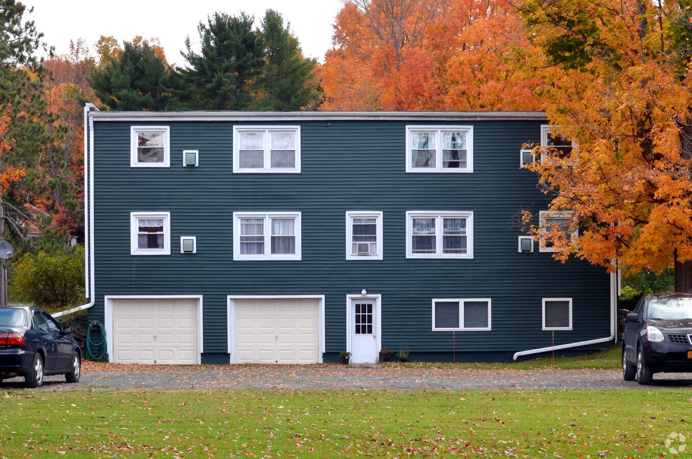 Charles Land Apartments - Charles Land Apartments