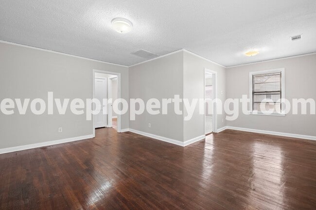 Photo - 4311 Judy Cove