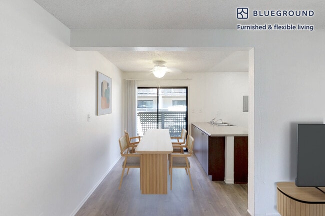Photo - 555 Paularino Ave Unidad GO FL1-ID3460A