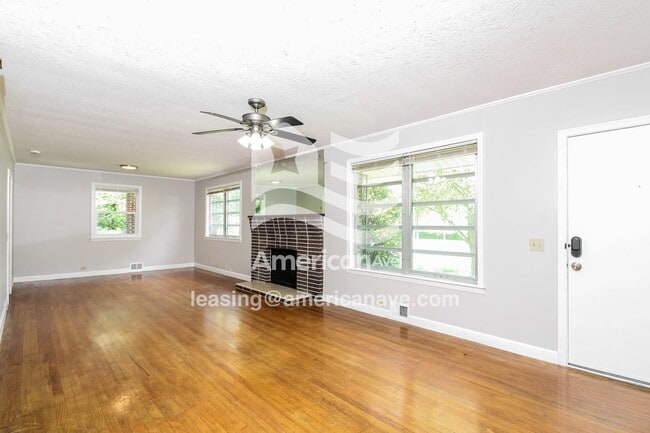 Photo - 111 Granite St