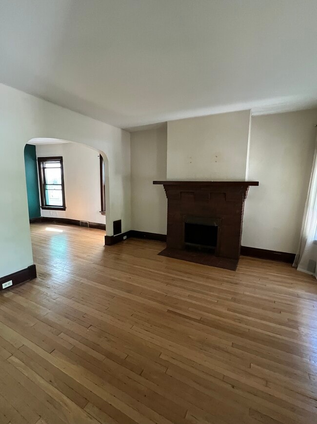 Photo - 71 Livingston St Unit 1
