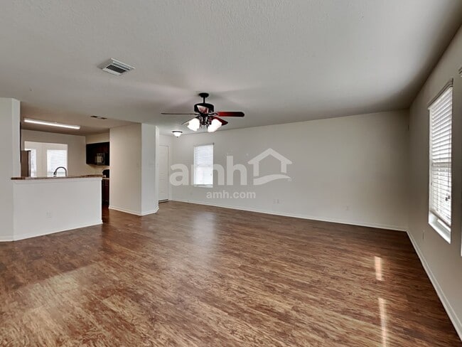 Photo - 16823 Accolade Way