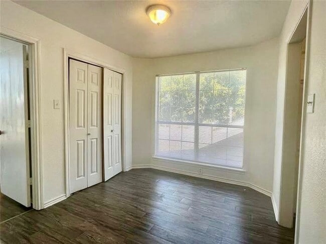 Photo - 1114 Holly St