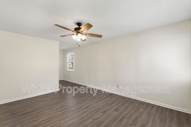 Photo - 505 Butler Ct