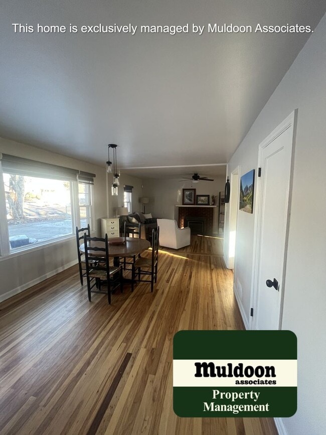 Photo - 1233 E La Salle St