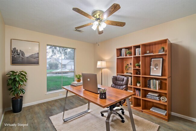 Photo - 16835 Carbridge Dr
