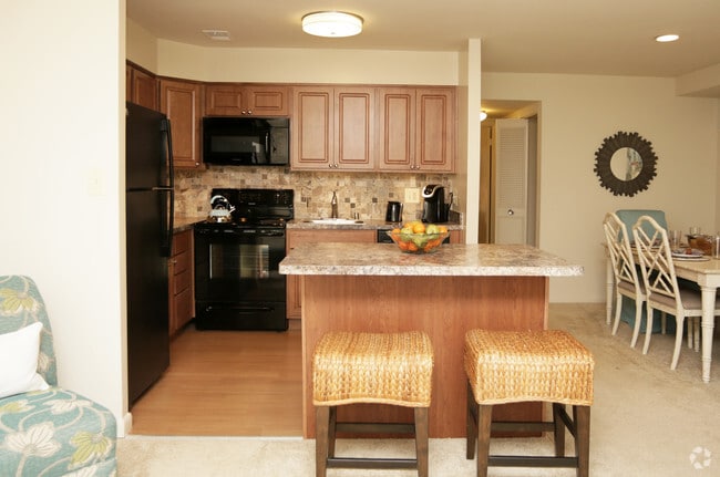 Cranbrook Hills Apartments