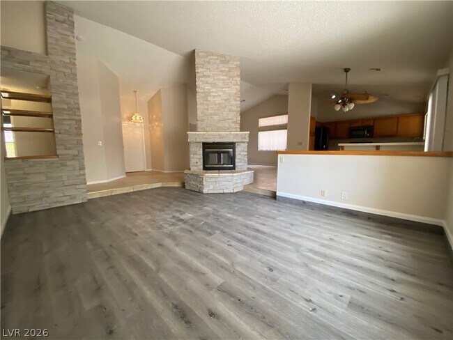 4327 Peaceful Path Ct