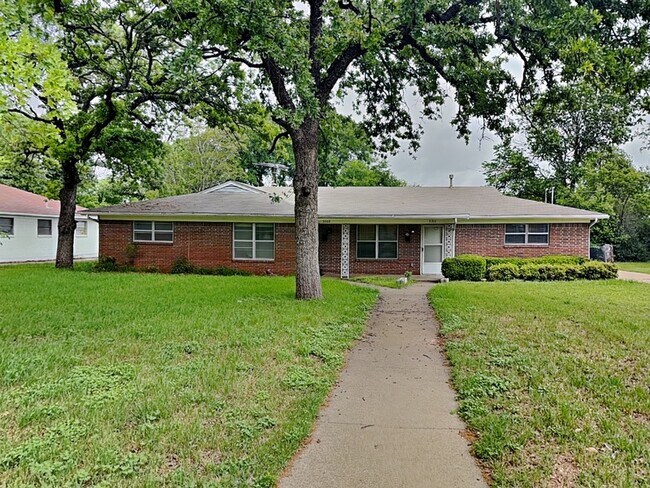 5311 Purington Ave