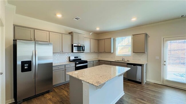 Photo - 304 Belmont Dr