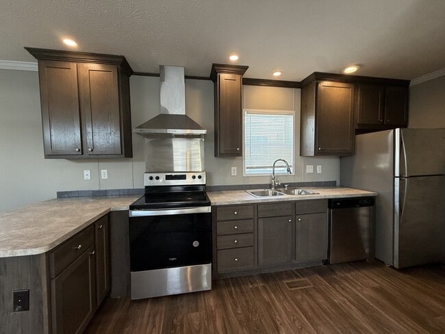 Photo - 10610 State Rte 762