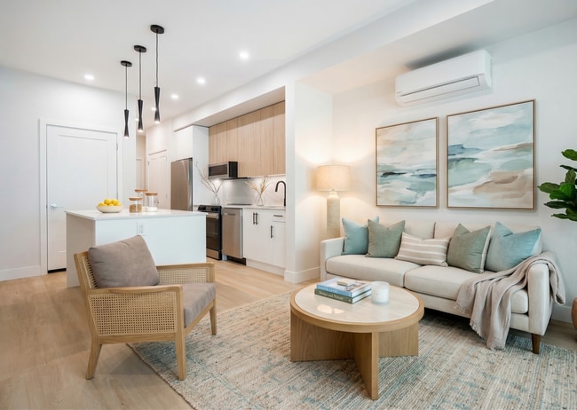 Photo - 34395 Gladys Ave