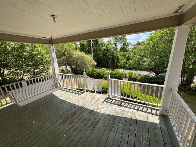 Photo - 3/1 Hilltop Cottage with Fruit Trees in the Heart of Chattahoochee