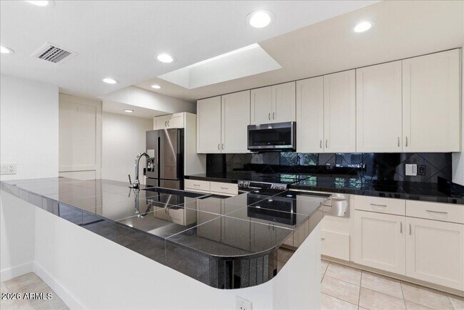 Photo - 5309 N 24th Pl