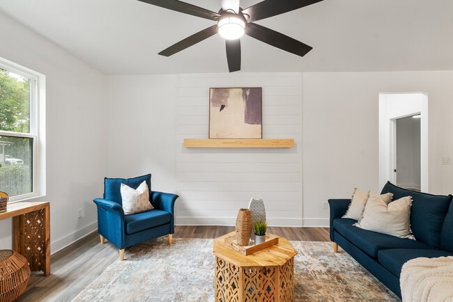 Photo - 121 Orchard St