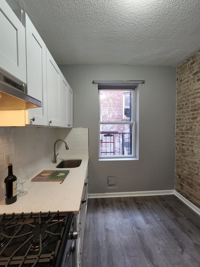 Photo - 5616 Hudson Ave Unit 2
