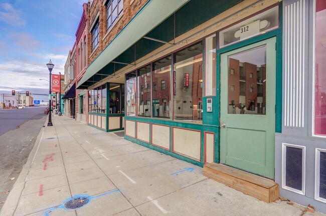 Photo - 312 S Campbell Ave Unidad B