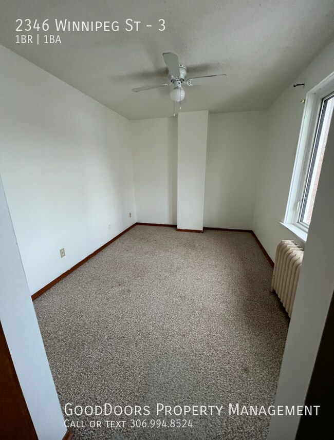 Photo - 2346 Winnipeg St