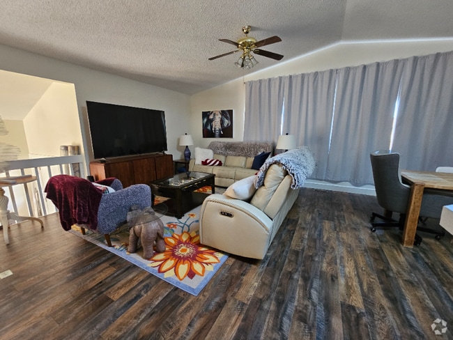 Building Photo - 8060 Woody Creek Dr Rental